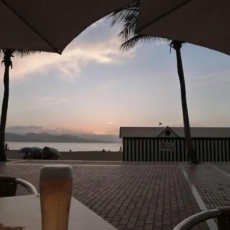 Palmeras Playa Апартаменты *