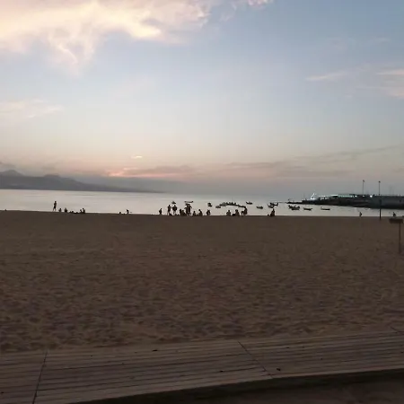 Palmeras Playa Апартаменты *